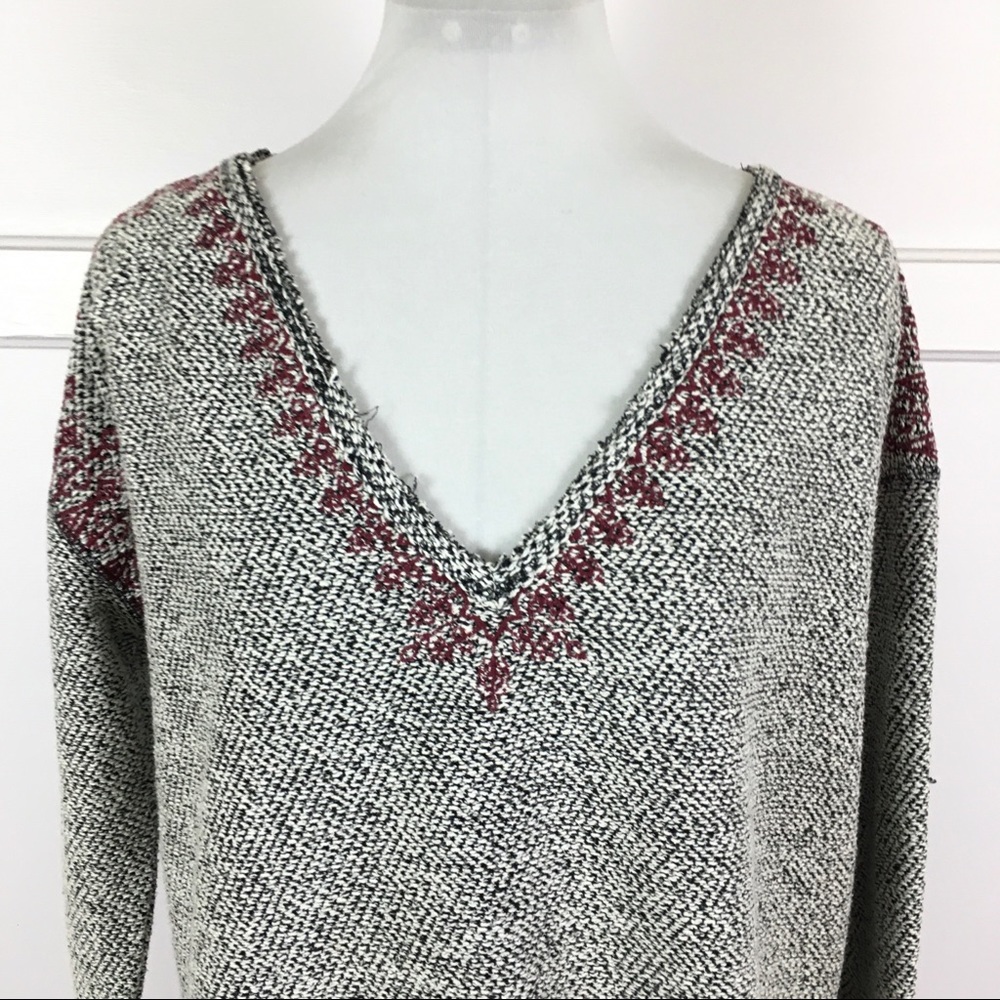 UO Ecote Sz S Embroidered gray pullover sweater - Picture 6 of 11